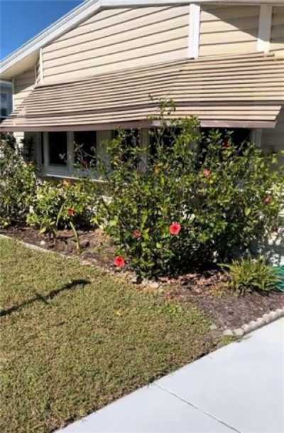 Home For Rent in Barefoot Bay, Florida