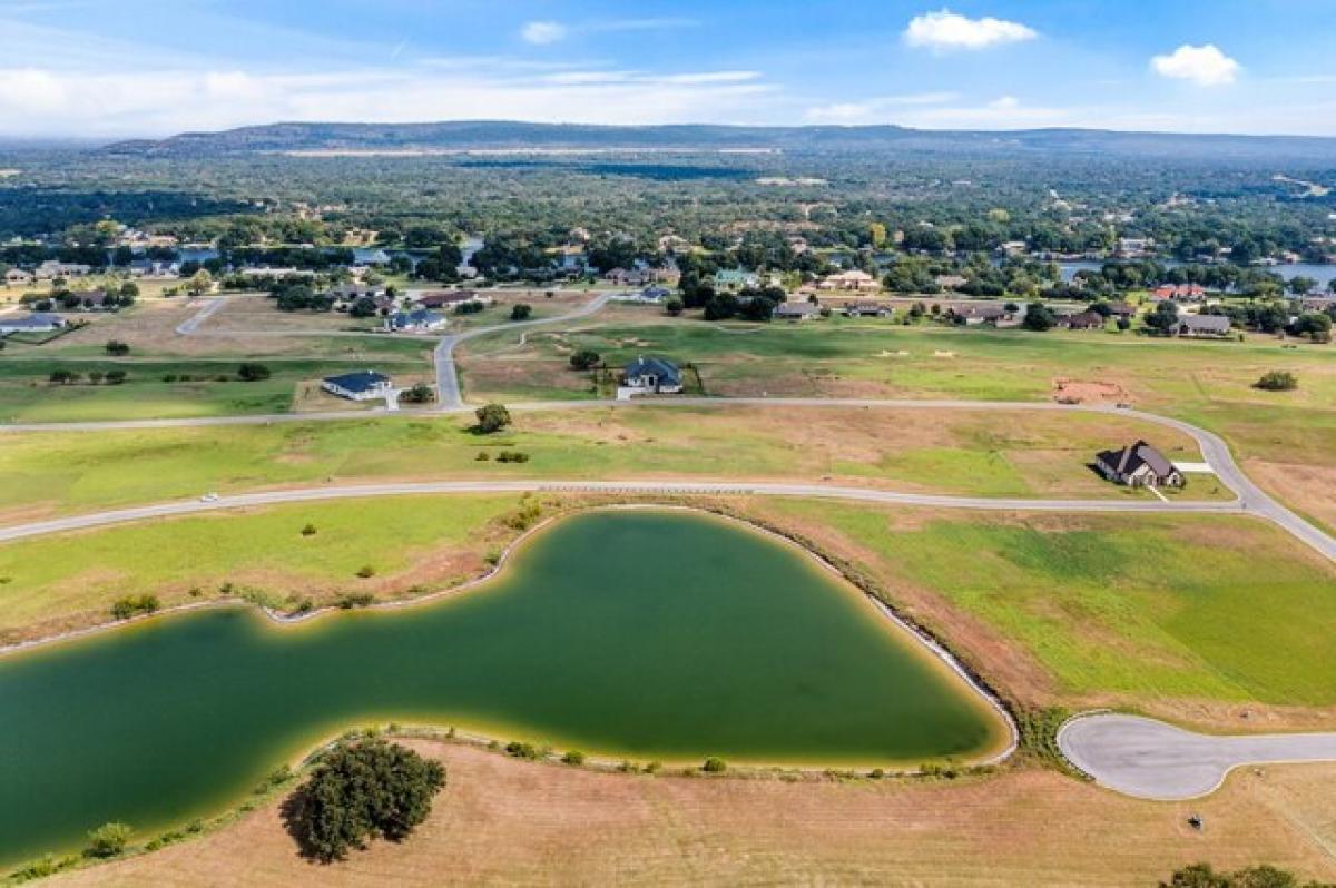 Picture of Residential Land For Sale in Kingsland, Texas, United States