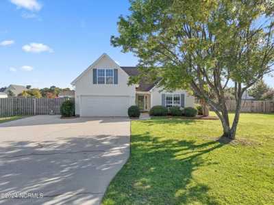 Home For Sale in Hampstead, North Carolina