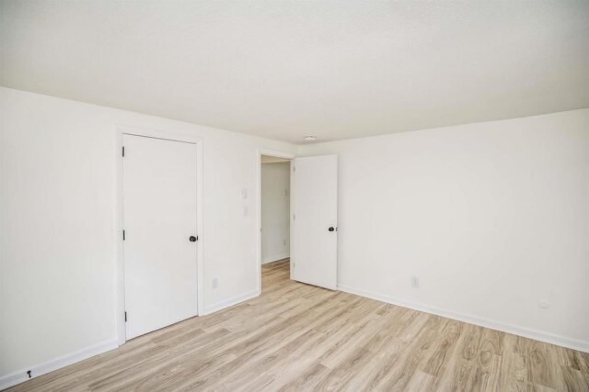 Picture of Apartment For Rent in Salem, New Hampshire, United States