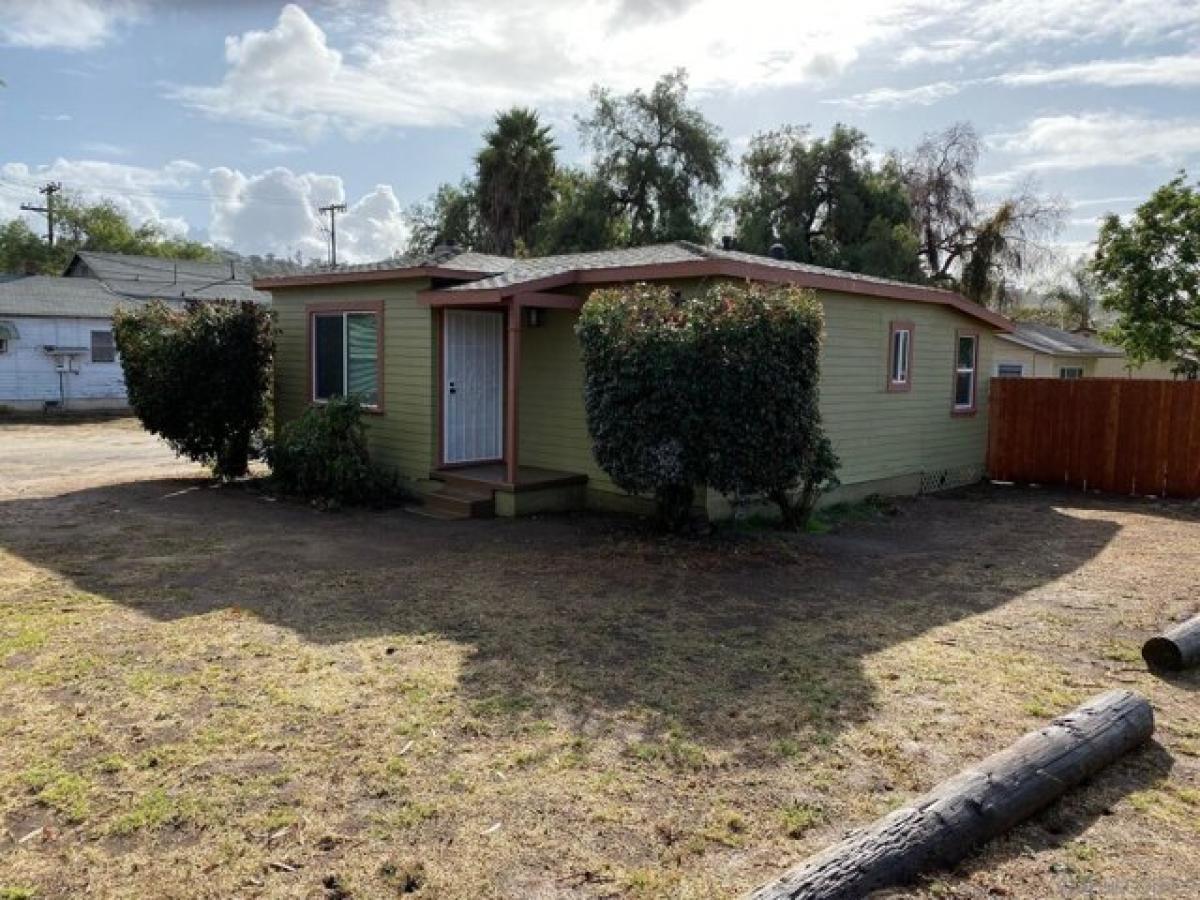 Picture of Home For Sale in Spring Valley, California, United States