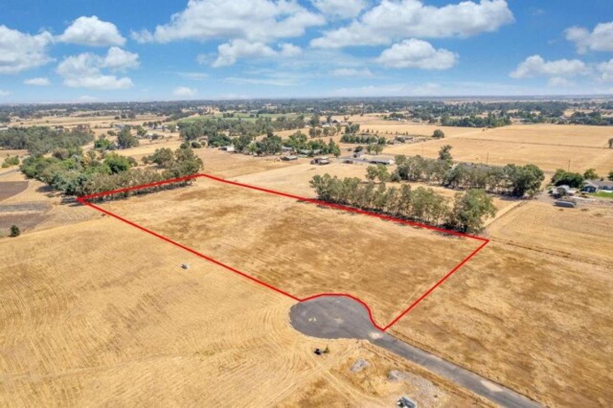 Picture of Residential Land For Sale in Wilton, California, United States