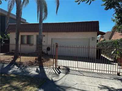 Home For Sale in Burbank, California