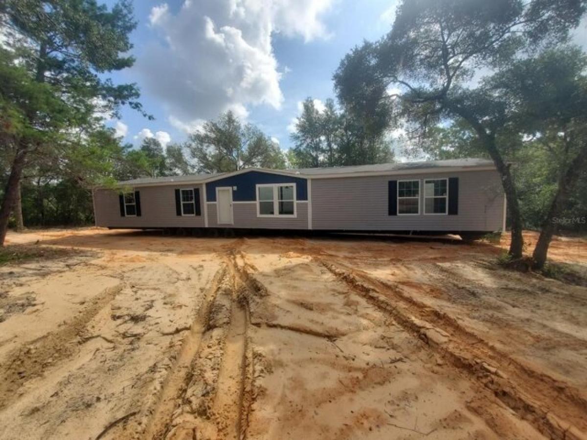 Picture of Home For Sale in Keystone Heights, Florida, United States