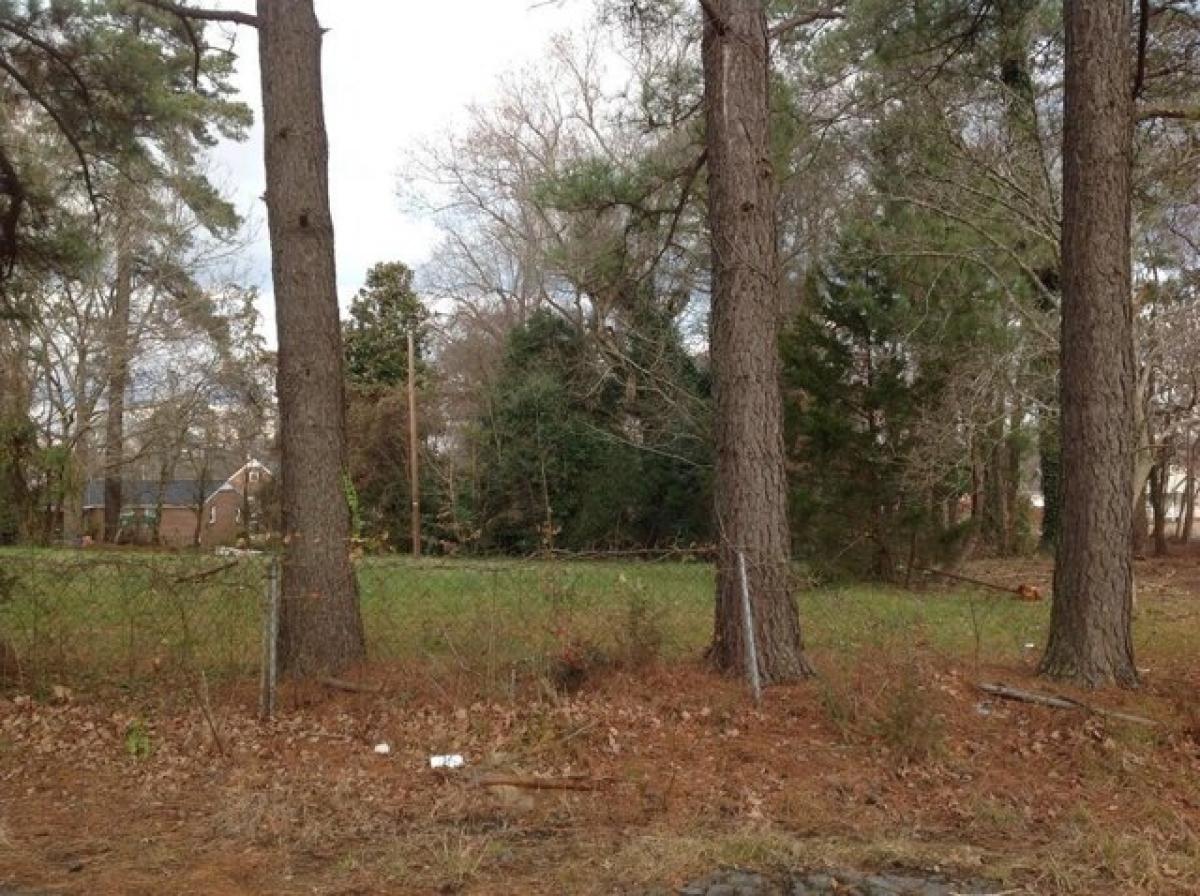 Picture of Residential Land For Sale in Roanoke Rapids, North Carolina, United States