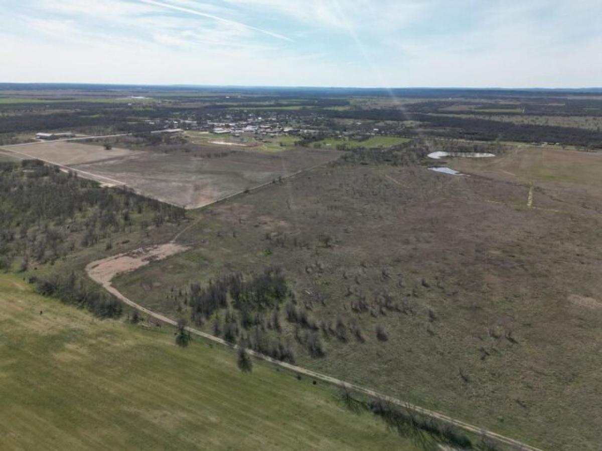 Picture of Residential Land For Sale in Perrin, Texas, United States