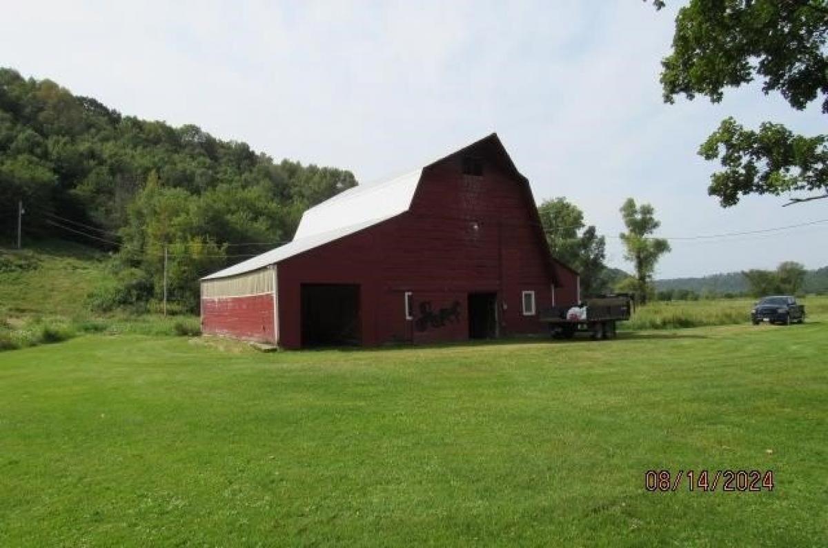 Picture of Home For Sale in Richland Center, Wisconsin, United States