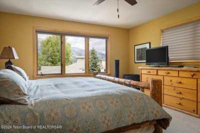 Home For Sale in Wilson, Wyoming