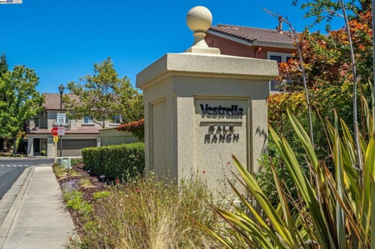 Picture of Home For Sale in San Ramon, California, United States