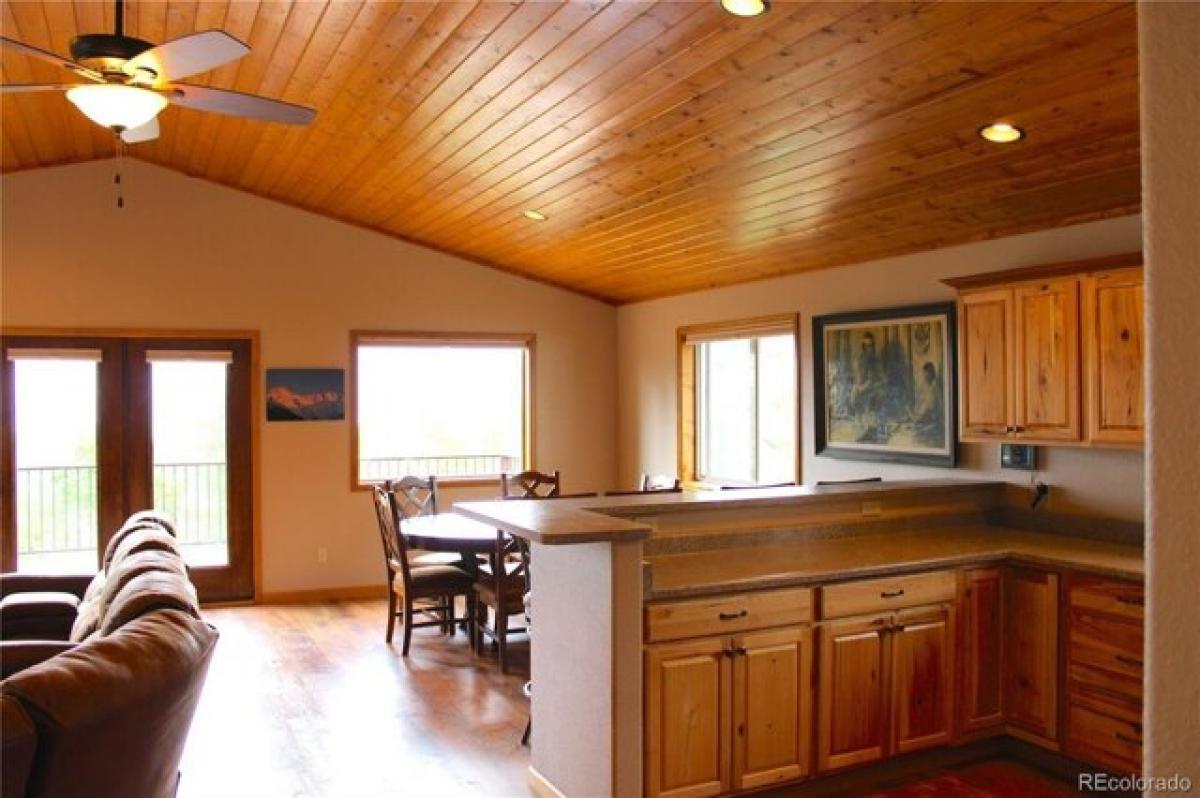 Picture of Home For Sale in Hartsel, Colorado, United States