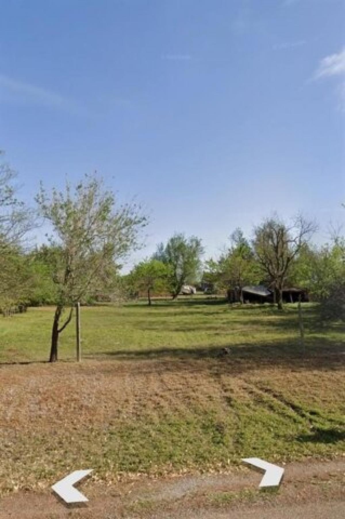 Picture of Residential Land For Sale in Piedmont, Oklahoma, United States