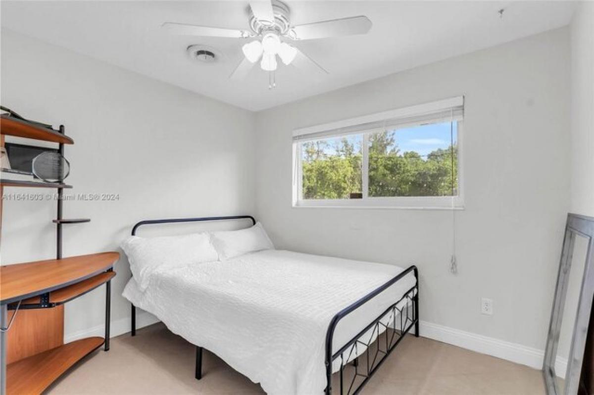 Picture of Home For Sale in Miami Springs, Florida, United States