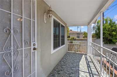 Home For Sale in Inglewood, California