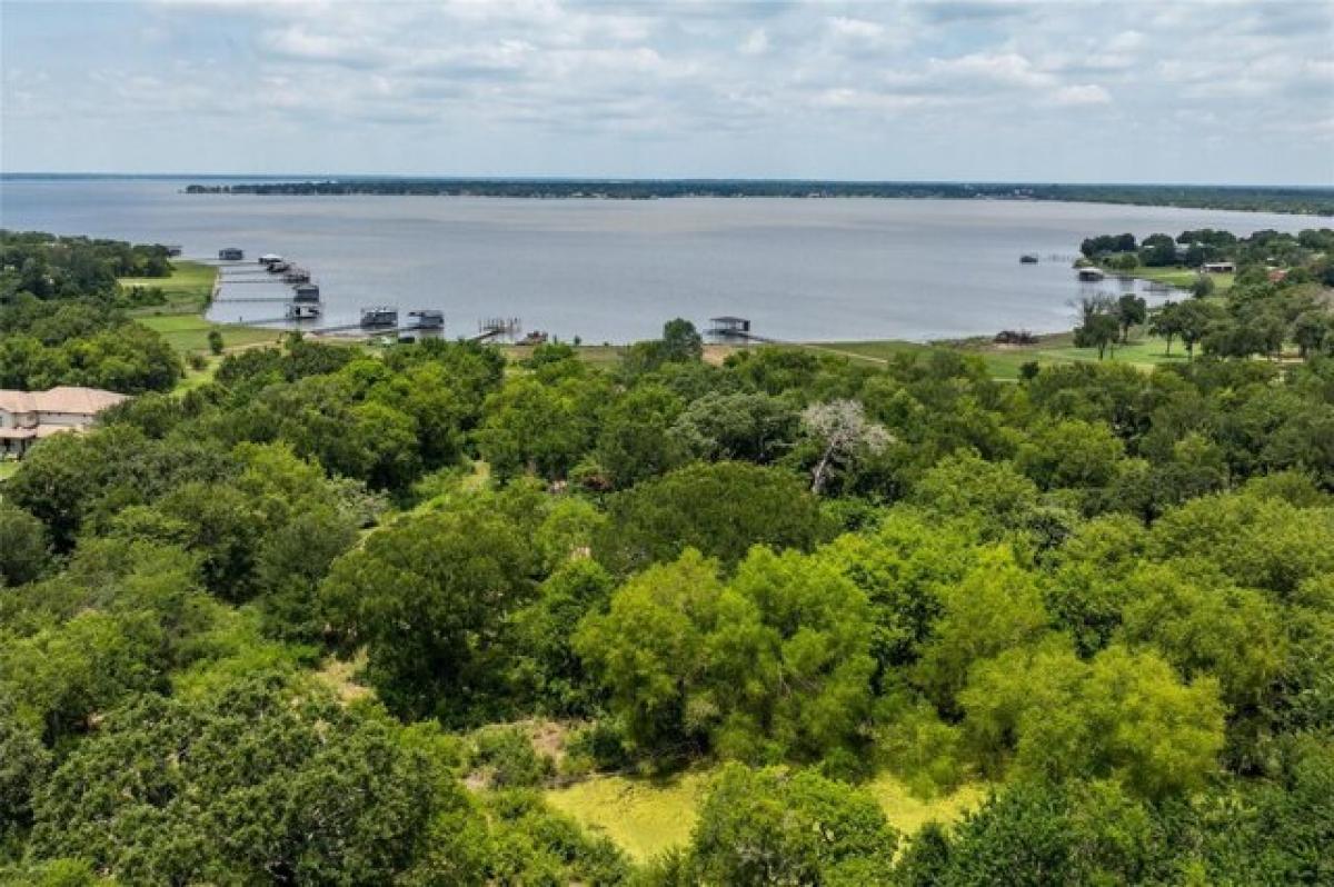 Picture of Residential Land For Sale in Mabank, Texas, United States