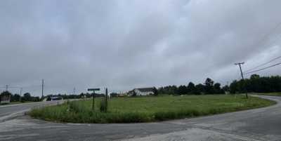 Residential Land For Sale in Newport, Maine