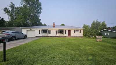 Home For Sale in Hermon, Maine