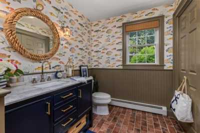 Home For Sale in Newmarket, New Hampshire