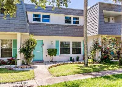 Home For Sale in Satellite Beach, Florida