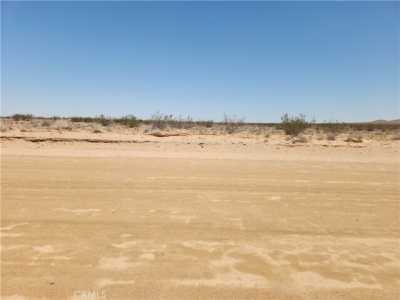 Residential Land For Sale in Hinkley, California