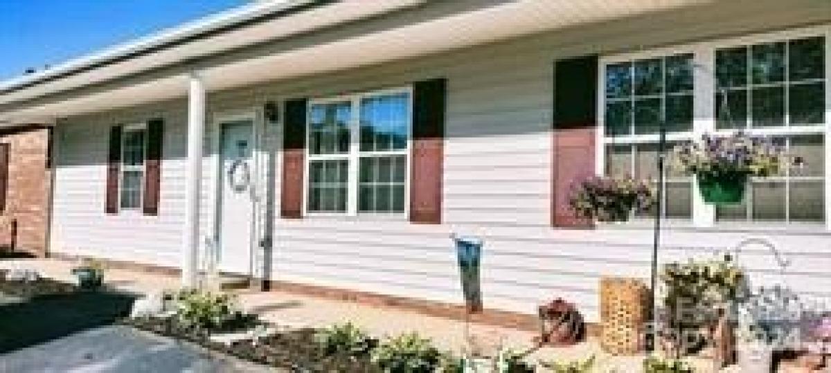 Picture of Home For Rent in Hickory, North Carolina, United States