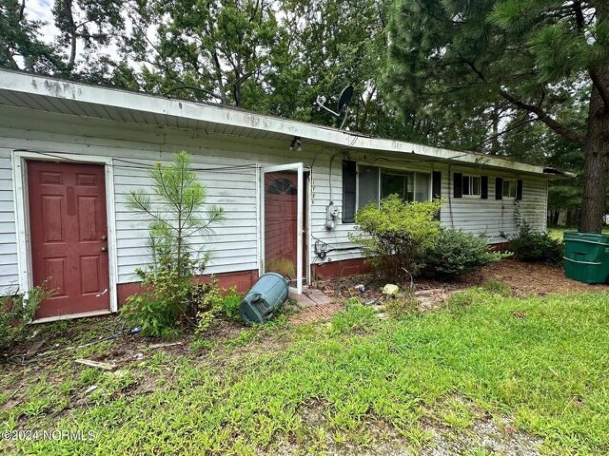 Picture of Home For Sale in Tarboro, North Carolina, United States