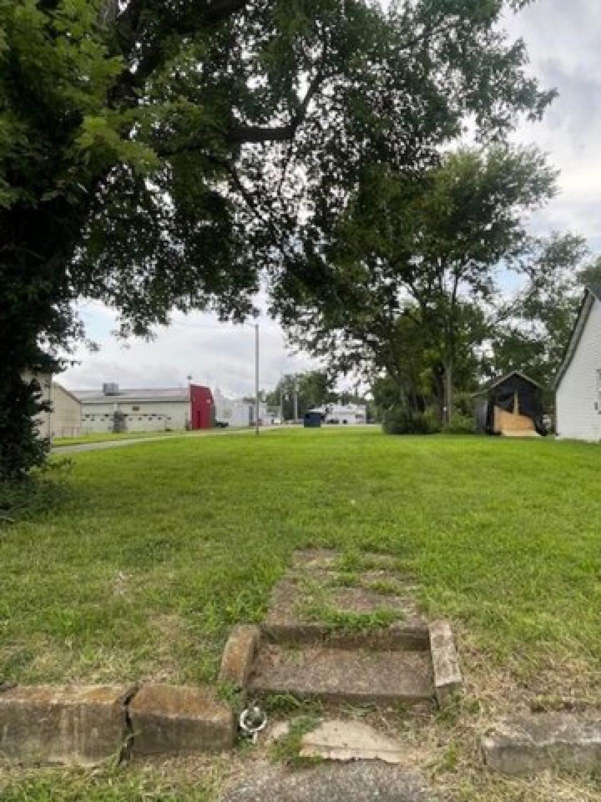 Picture of Residential Land For Sale in Bowling Green, Kentucky, United States