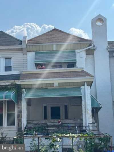 Home For Sale in Upper Darby, Pennsylvania