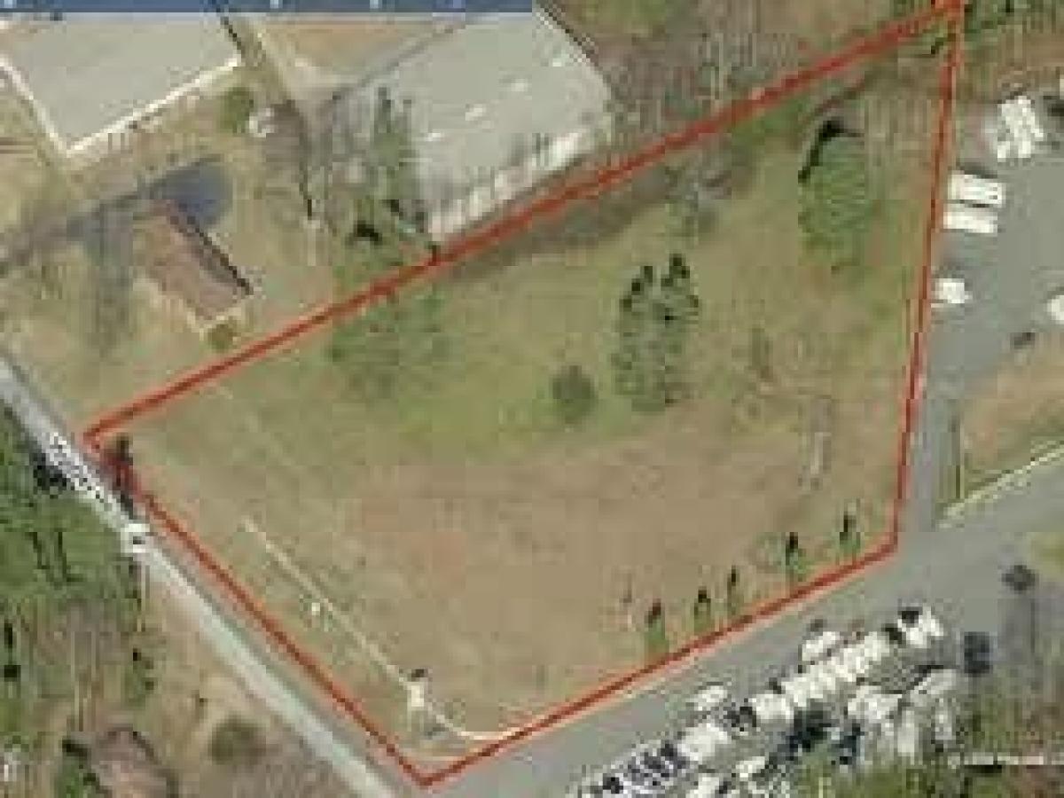 Picture of Residential Land For Sale in Buford, Georgia, United States