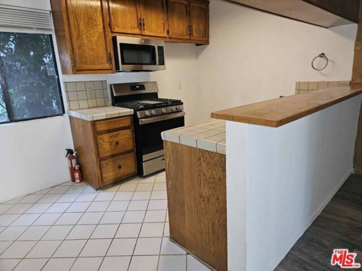 Picture of Apartment For Rent in Sherman Oaks, California, United States