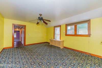 Home For Sale in Watervliet, New York