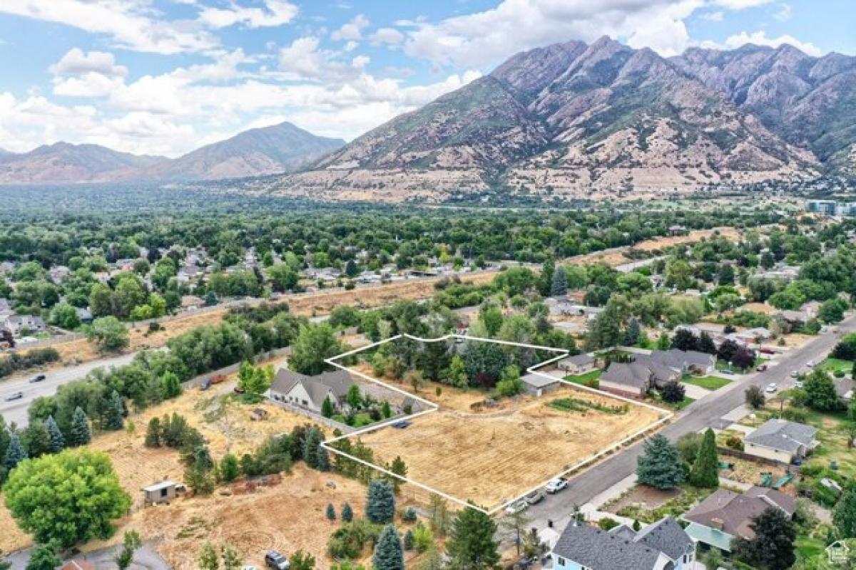 Picture of Residential Land For Sale in Cottonwood Heights, Utah, United States