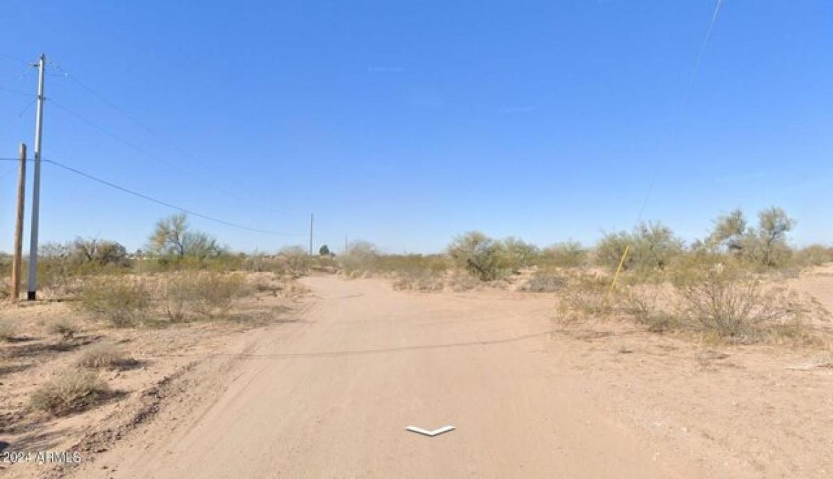 Picture of Residential Land For Sale in Wittmann, Arizona, United States