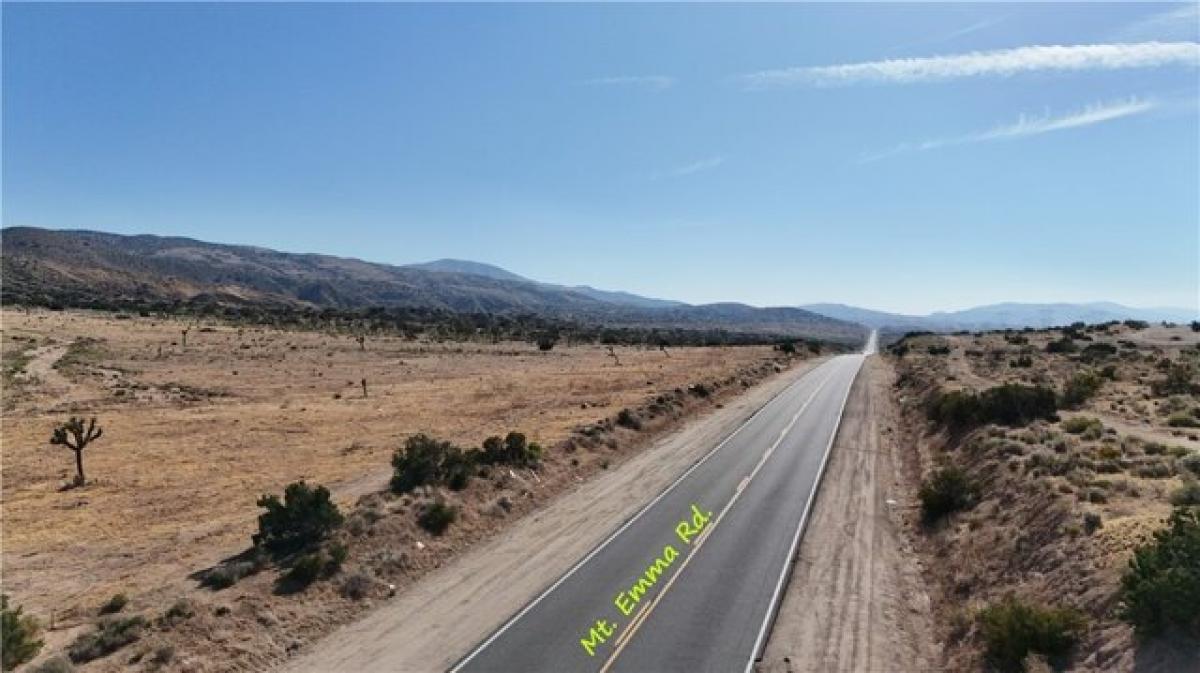 Picture of Residential Land For Sale in Palmdale, California, United States