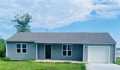 Home For Sale in Grandview, Missouri