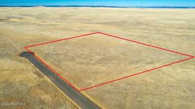 Residential Land For Sale in Prescott Valley, Arizona