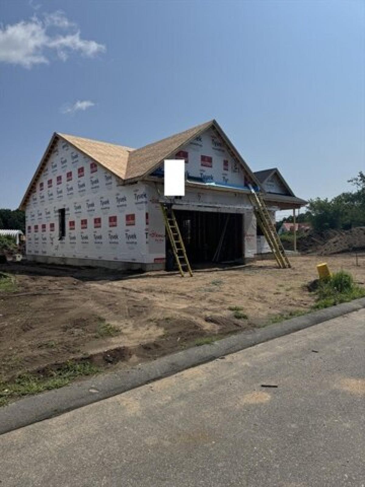 Picture of Home For Sale in South Hadley, Massachusetts, United States