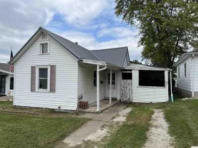 Home For Sale in Quincy, Illinois