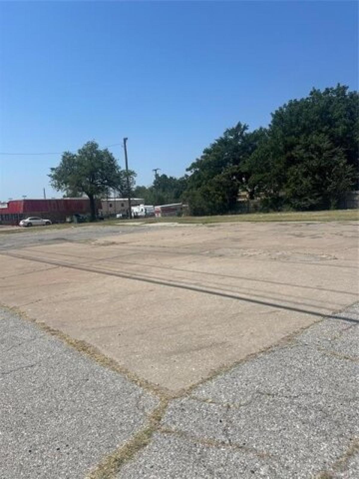 Picture of Residential Land For Sale in Del City, Oklahoma, United States