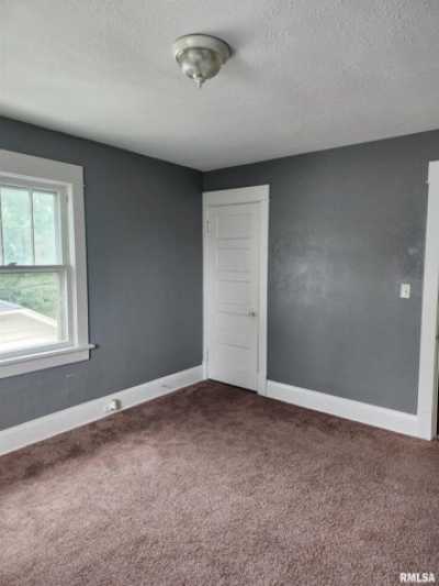 Home For Rent in Moline, Illinois