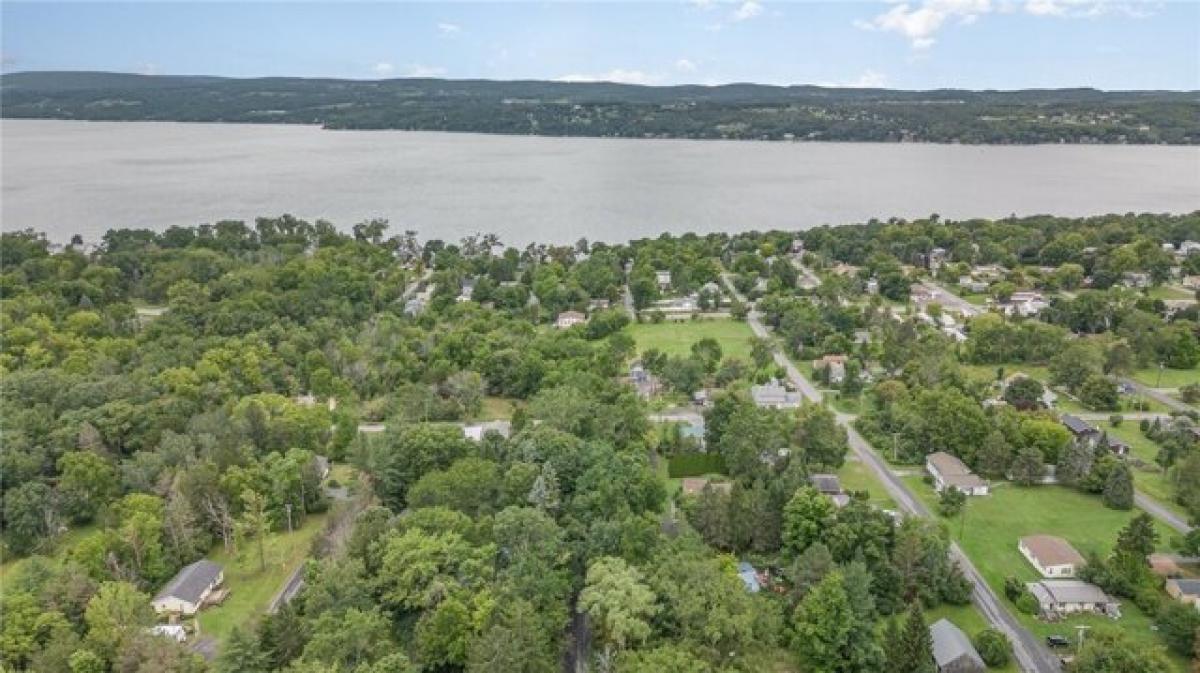 Picture of Home For Sale in Canandaigua, New York, United States