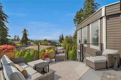 Home For Sale in Edmonds, Washington