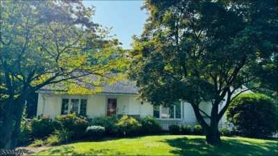 Home For Sale in Oradell, New Jersey