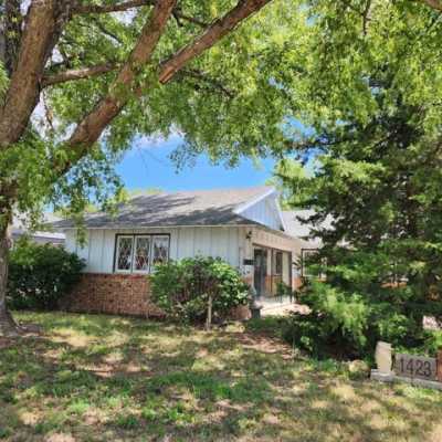 Home For Sale in Russell, Kansas