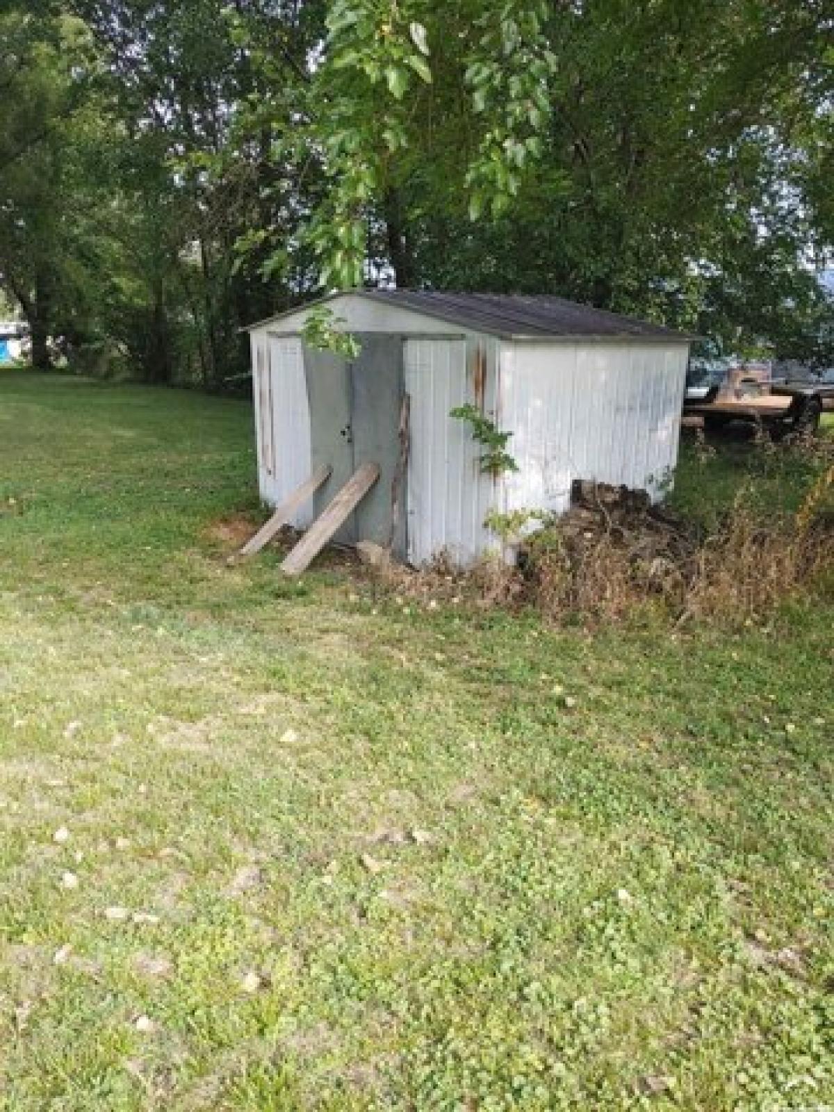 Picture of Home For Sale in Winchester, Kansas, United States