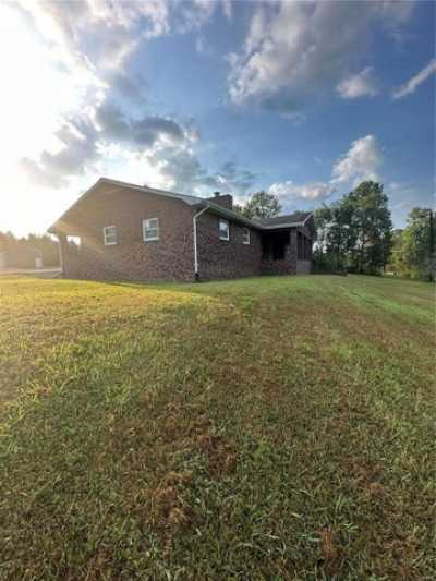 Home For Sale in Lesterville, Missouri