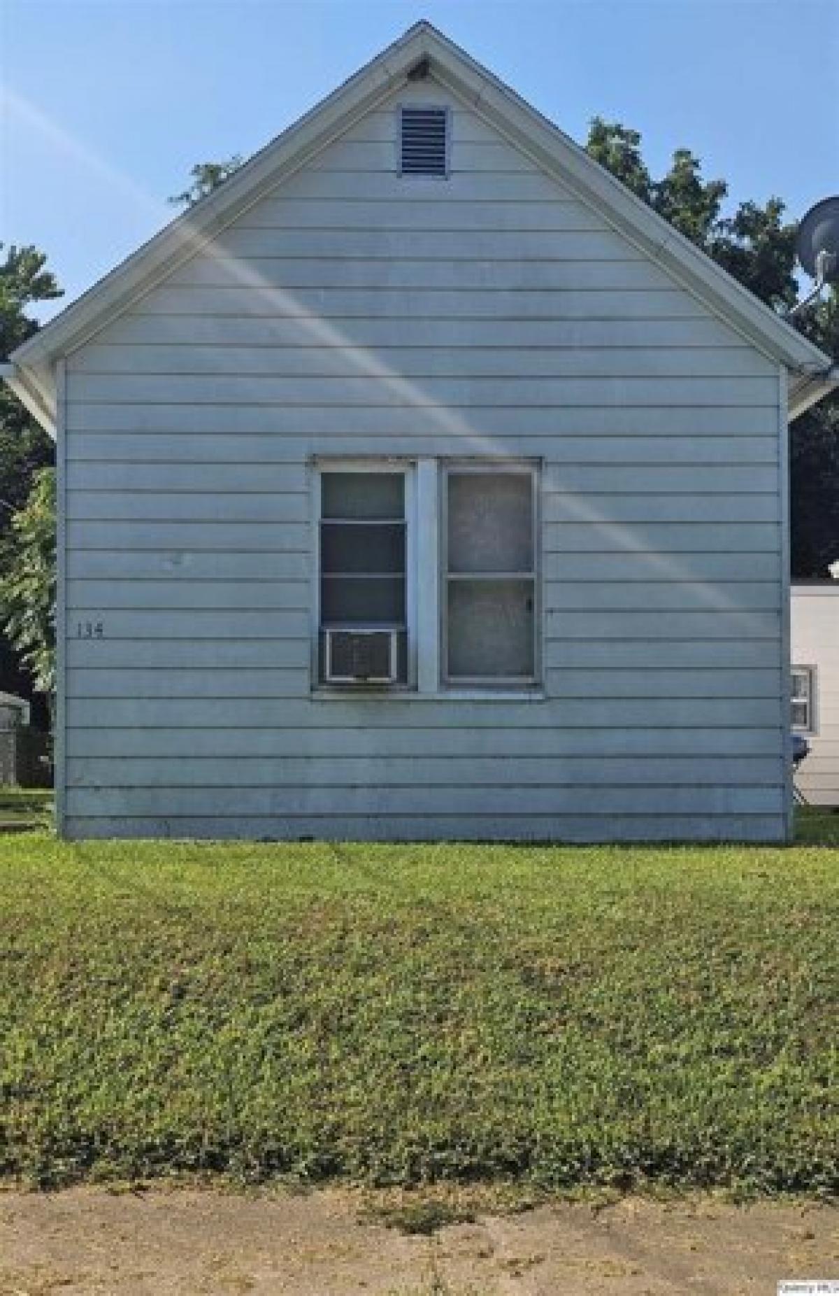 Picture of Home For Sale in Quincy, Illinois, United States