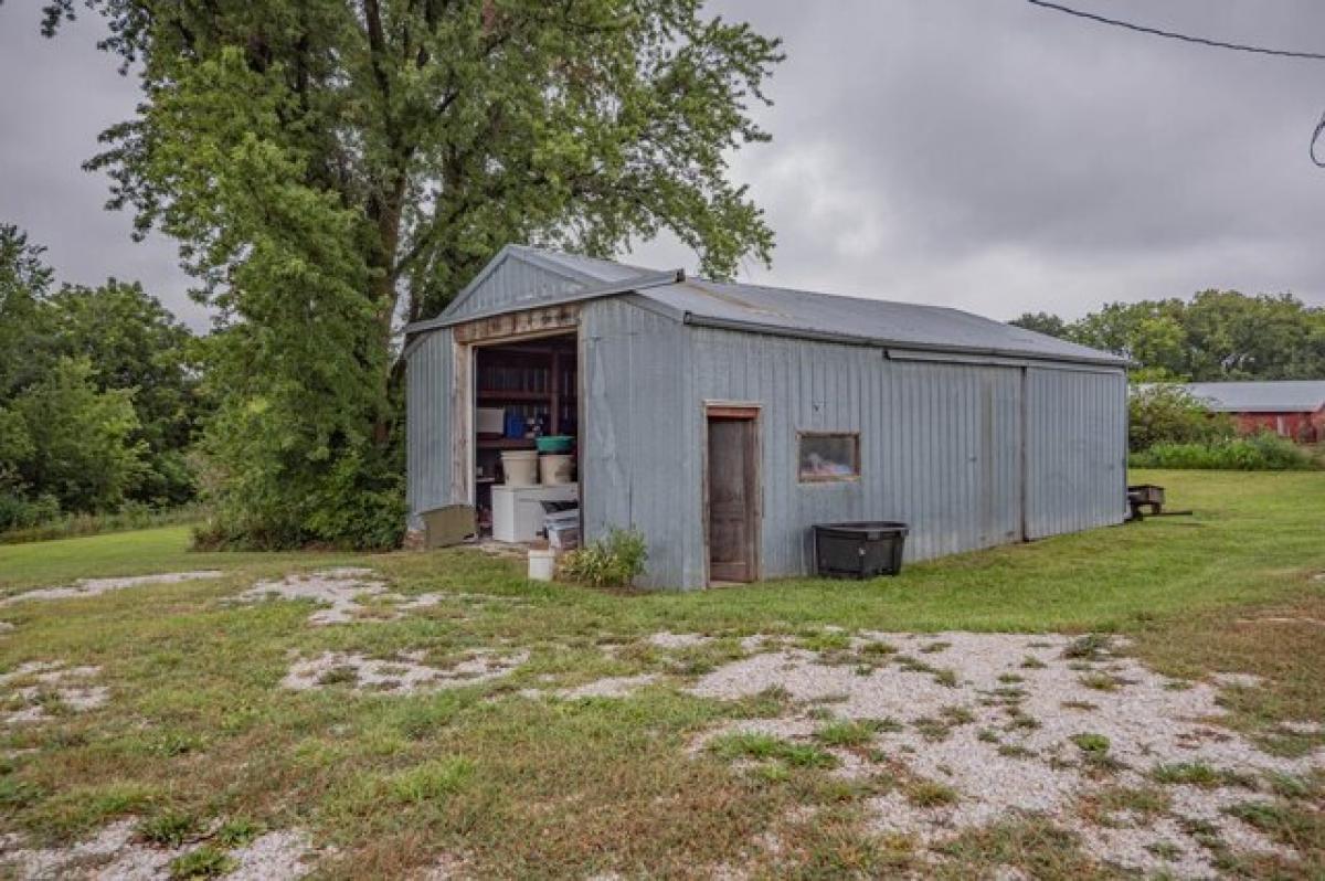 Picture of Home For Sale in Cairo, Missouri, United States