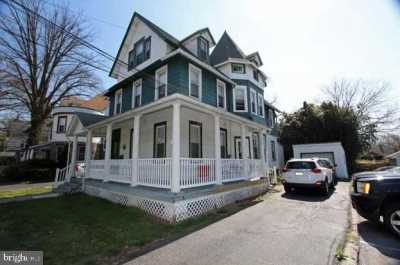 Home For Sale in Ridley Park, Pennsylvania