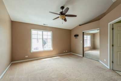 Home For Sale in Cary, Illinois