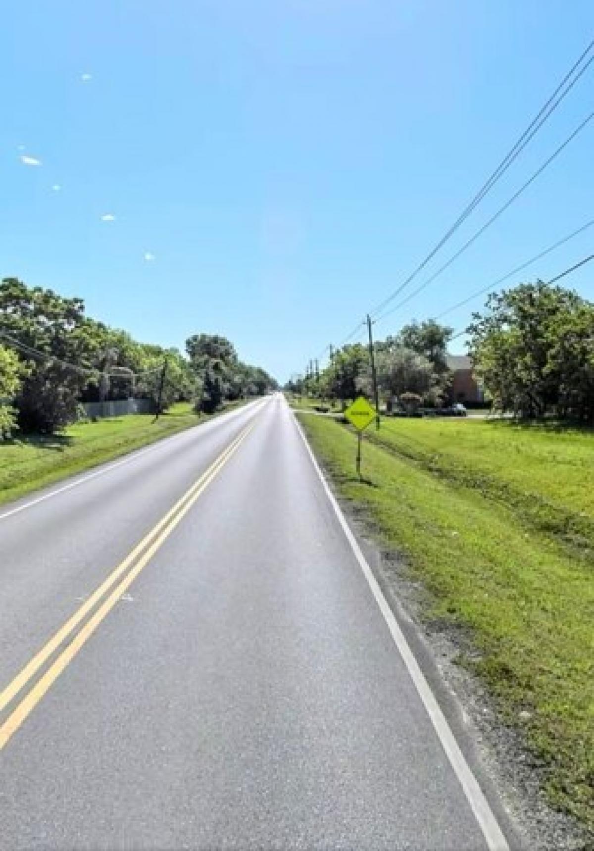 Picture of Residential Land For Sale in Highlands, Texas, United States